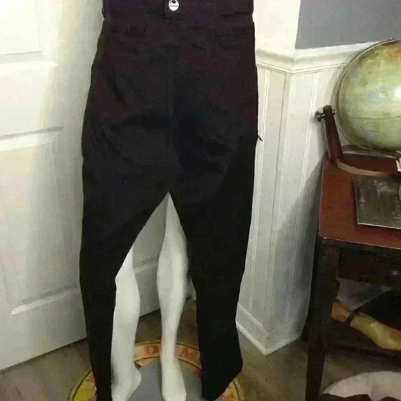 Men's Wrangler Nylon and Spandex Cargo pants; Size: 38x32.  Flat front, Black - Picture 2 of 4